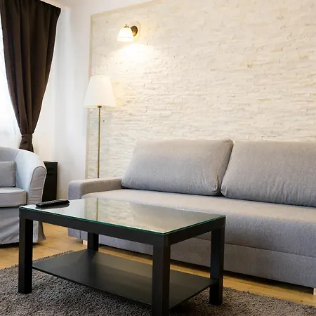 Hotell Nest 3*